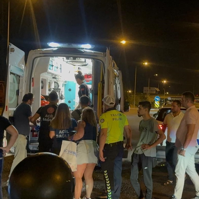 Tekirdağ'da otomobilin yaya geçidinde çarptığı kadın ağır yaralandı