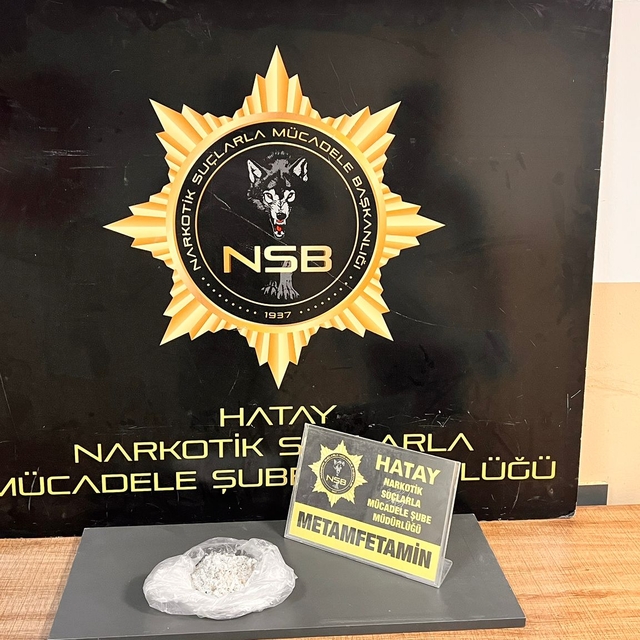 Hatay'da otomobilinde uyuşturucu bulunan şüpheli gözaltına alındı