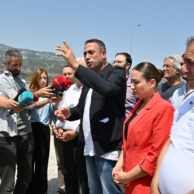 CHP'li Başarır, Muhittin Böcek'i ziyaret etti