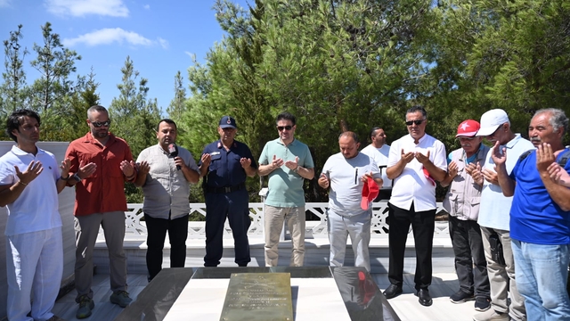 57. Alay Komutanı Yarbay Hüseyin Avni Bey mezarı başında anıldı