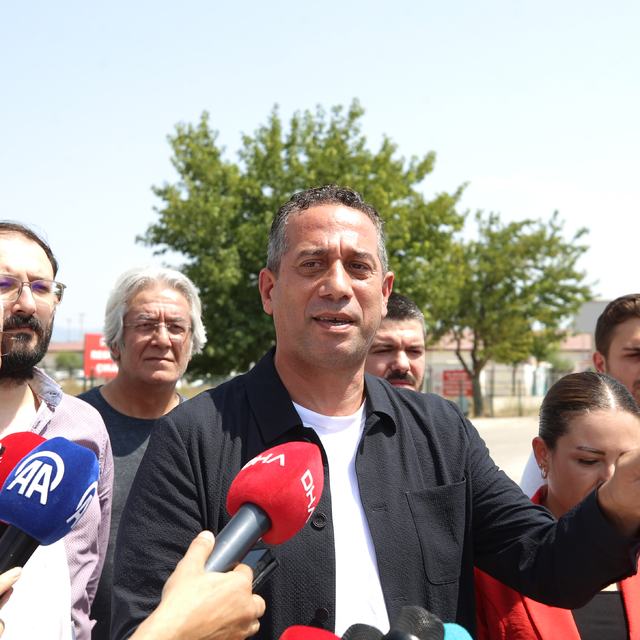 CHP Grup Başkanvekili Ali Mahir Başarır, Muhittin Böcek'i cezaevinde ziyare...