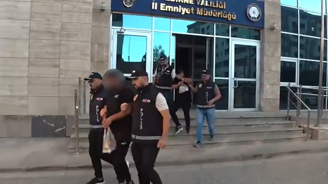 Edirne'de tefecilik operasyonu; 2 tutuklama