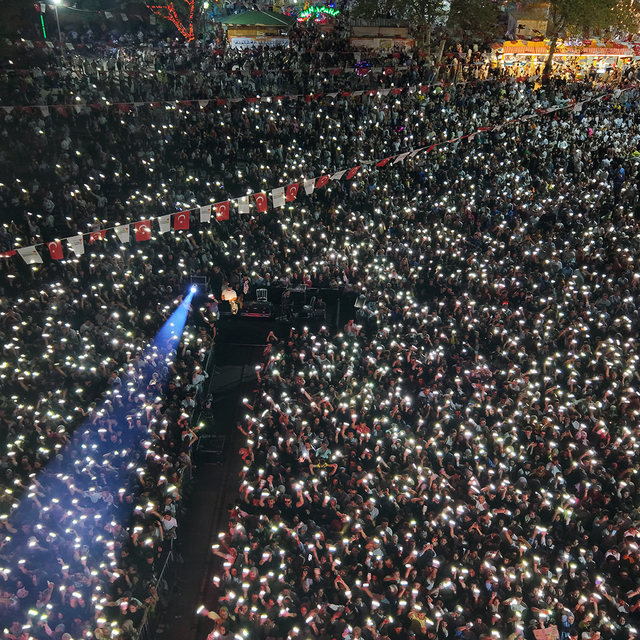 Kahramanmaraş'taki "Uluslararası Geleneksel Ağustos Fuarı" 11 günde 750 bin...
