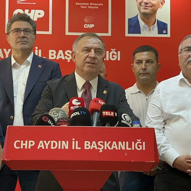 CHP'li Zeybek: Özlem Çerçioğlu AK Parti'ye geçecek
