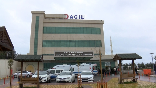 Diyarbakır'da traktör devrildi: 1 ölü, 1 yaralı