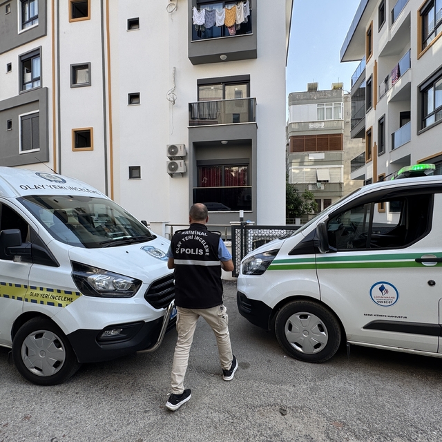 Alanya'da arkadaşını öldüren kişi, evi kiraladığı emlakçıyı arayıp kendini...