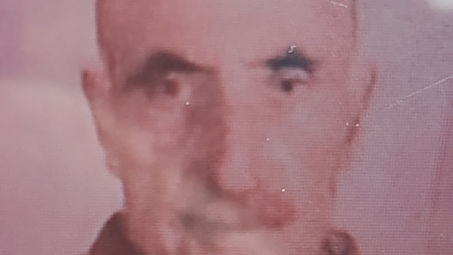 Yatalak kadın, eşinin cesediyle 1 hafta aynı odada kalmış