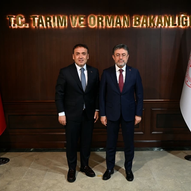 Bilecik Valisi Sözer, Tarım ve Orman Bakanı Yumaklı'yı ziyaret etti