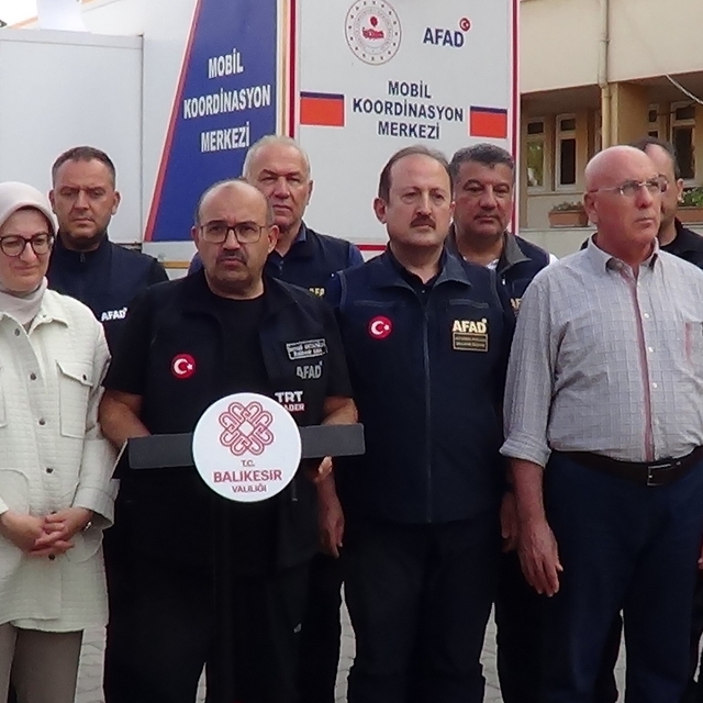 AFAD Başkanı Pehlivan: Barınma için konteyner ve nakit desteği sunuyoruz