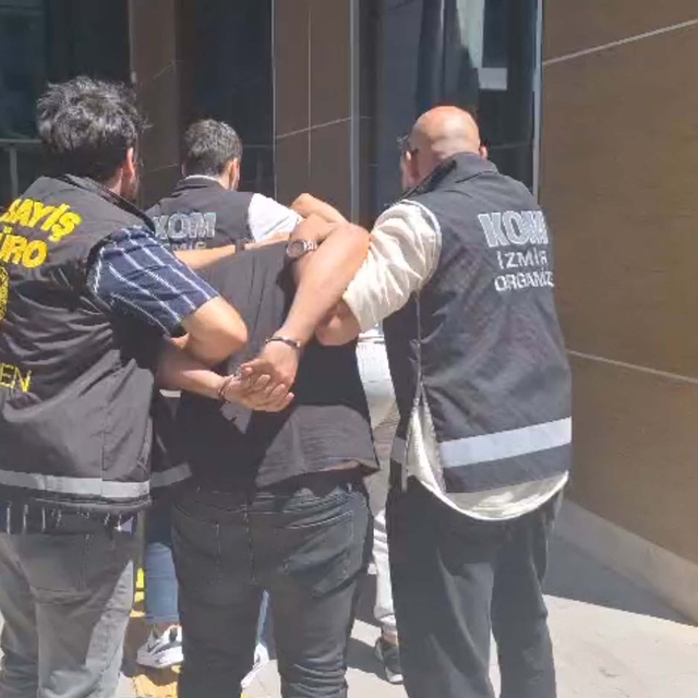 Oto galeriye patlayıcı atan 3 şüpheli tutuklandı