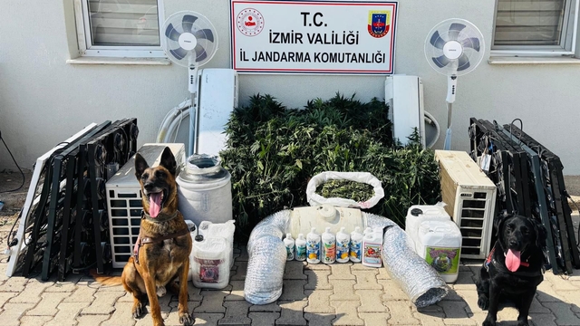 İzmir'de uyuşturucu ticareti yaptığı öne sürülen şüpheli yakalandı
