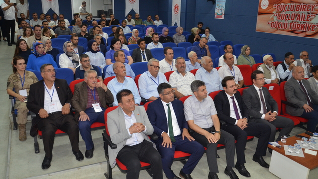 Muş'ta "İl Yaşlılık Çalıştayı" düzenlendi