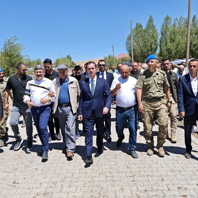 Şehit Mahsun Yeşildemir anısına okuduğu okulda kütüphane açıldı