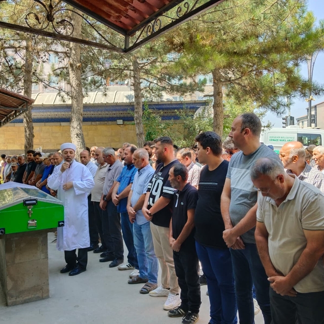 Kazada ölen 18 yaşındaki Gülseda, memleketi Kırşehir'de toprağa verildi