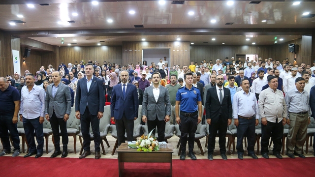 Gürpınar'da yaz Kur'an kursları kapanış programı düzenlendi
