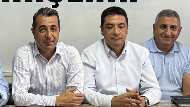 CHP Genel Başkan Yardımcısı Adem, Kırşehir'de basın toplantısı düzenledi
