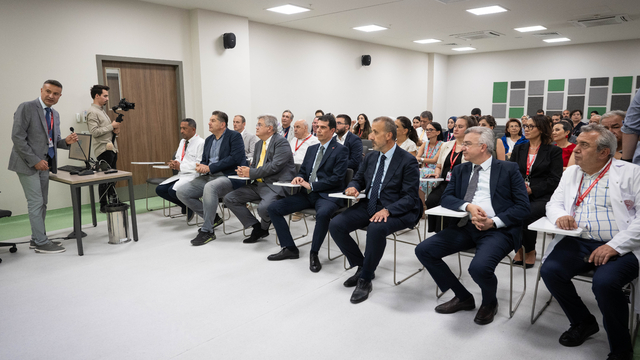Etlik Şehir Hastanesi'nde "Bütünleşik ve Önleyici Kanser Merkezi" açıldı