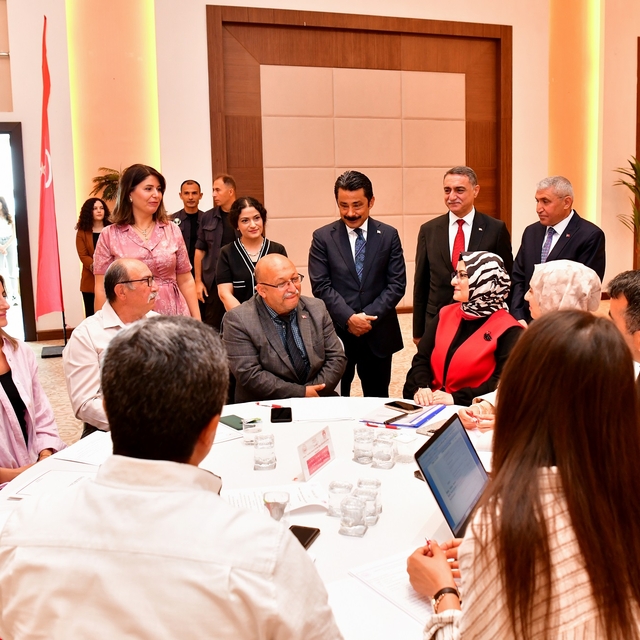 Kırşehir'de "İl Yaşlılık Çalıştayı" düzenlendi