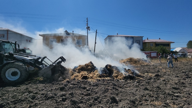 Amasya'da çıkan yangında 20 ton saman yandı