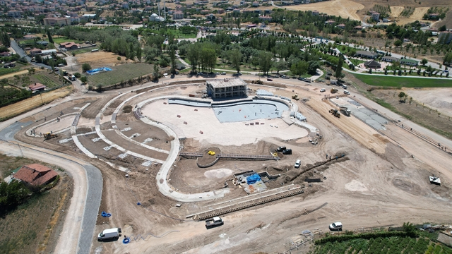 Kaymakamı Bakır ve Başkan Demirbaş, Angıt Gölü projesini inceledi