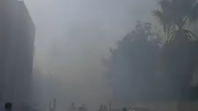 Adana'da mahalleliyi tedirgin eden yangın; bazı evler tahliye edildi