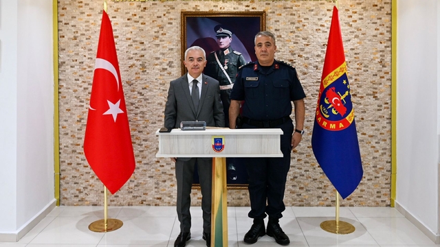 Kırklareli Valisi Turan, İl Jandarma Komutanı Eskitürk'ü ziyaret etti