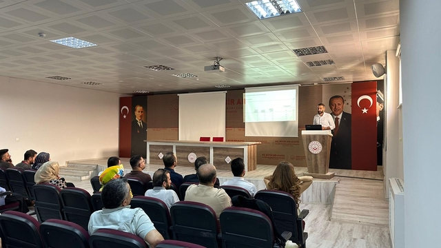 Mardin'de İl Yaşlılık Çalıştayı düzenlendi