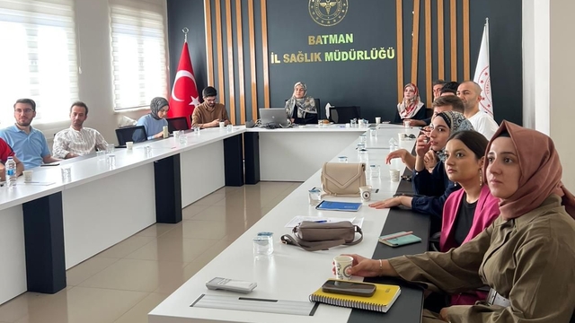 Batman'da "Tütün Bağımlılığı Tedavisi Eğitimi" düzenlendi