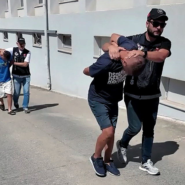 Evindeki uyuşturucuyu, ucuz olduğu için altın bozdurup almış