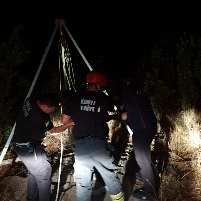 Konya'da kuyuya düşen koyun itfaiye ekiplerince kurtarıldı