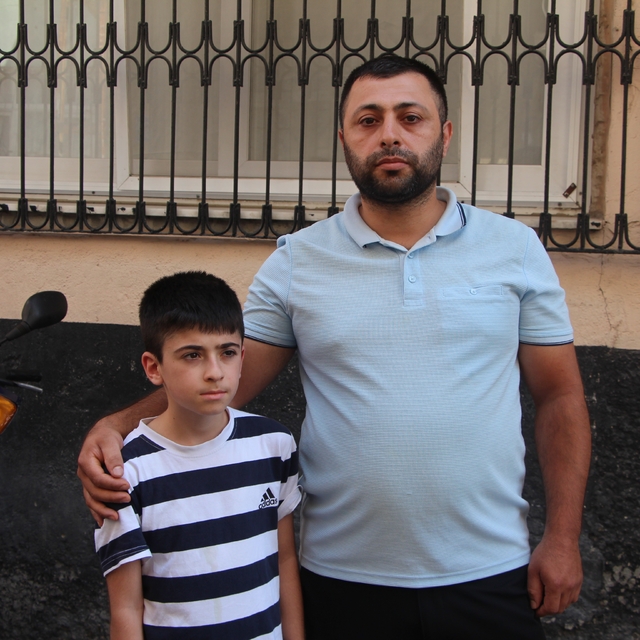 Kardeşi taksinin çarpmasıyla ölen ağabey: Refüjdeki yaya geçidi neden bu ka...