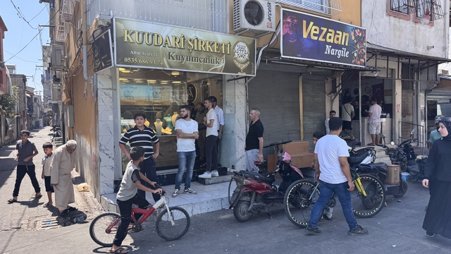 Adana'da kuyumcu soygununda 2 kişi yaralandı