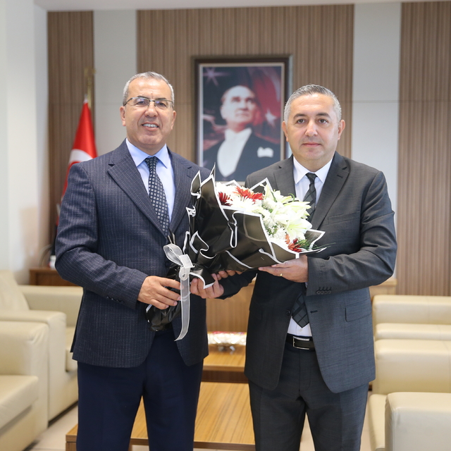 Trakya Gümrük ve Dış Ticaret Bölge Müdürlüğüne atanan Ali Topçu göreve başl...