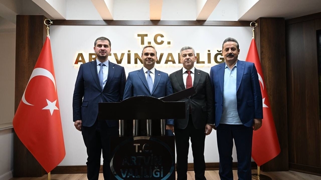 Bakan Kacır: Tarihin bir kırılma noktasındayız