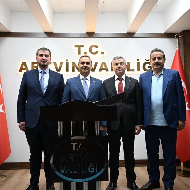 Bakan Kacır: Tarihin bir kırılma noktasındayız