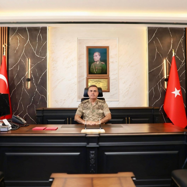 Van İl Jandarma Komutanı Tuğgeneral Mücahit Avkıran, göreve başladı
