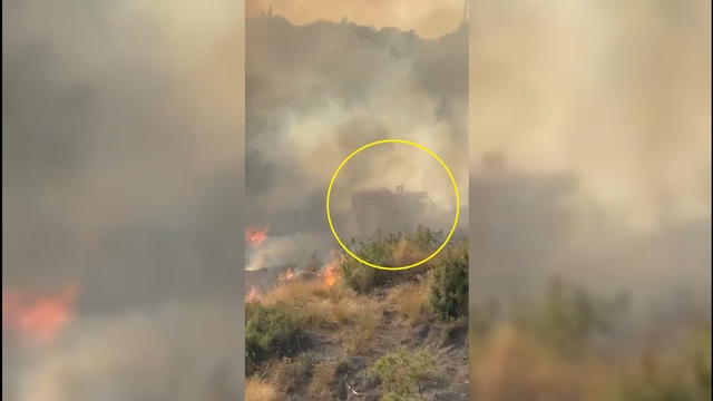 Arazöz alevlerin arasında kaldı; telsizle yardım isteyip son anda kurtuldular