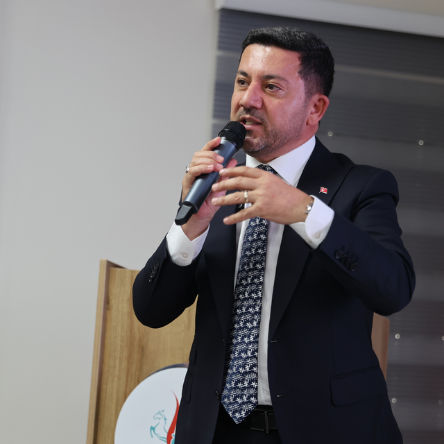 Nevşehir Belediye Başkanı Arı, belediyenin kentteki çalışmalarını değerlend...