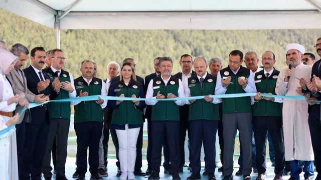 Bakan Yumaklı: 5 binden fazla yangına müdahale ettik