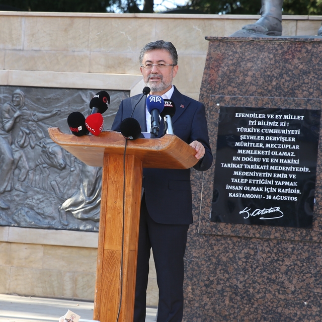 Tarım ve Orman Bakanı Yumaklı, Uluslararası Taşköprü Kültür ve Sarımsak Fes...