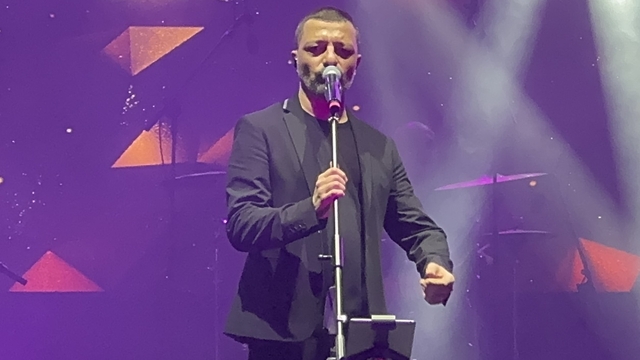 Kahramanmaraş Uluslararası Geleneksel Ağustos Fuarı'nda şarkıcı Mehmet Erdem sahne aldı