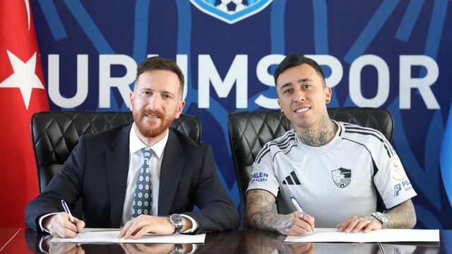 Erzurumspor FK, 2 futbolcuyu kadrosuna kattı