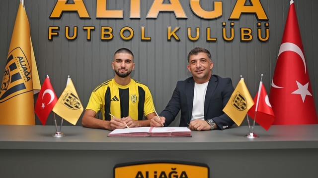 Aliağa FK'da Furkan'dan profesyonel imza