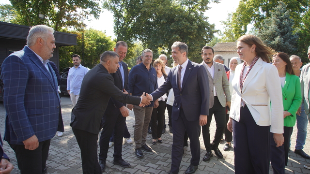 AK Parti Genel Başkan Yardımcısı Sırakaya, Edirne'de "Türkiye Yüzyılı Buluşmaları" programına katıldı: