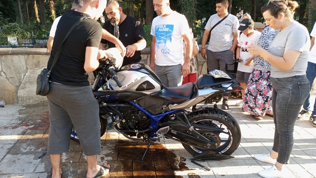Çarşamba'da otomobil ile motosikletin çarpışması sonucu 1 kişi yaralandı