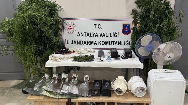 Antalya'da uyuşturucu operasyonunda bir şüpheli gözaltına alındı