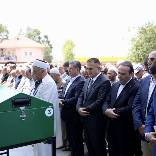 Fethiye'de kazada hayatını kaybeden eski AK Parti Muğla Milletvekili Boğa'n...
