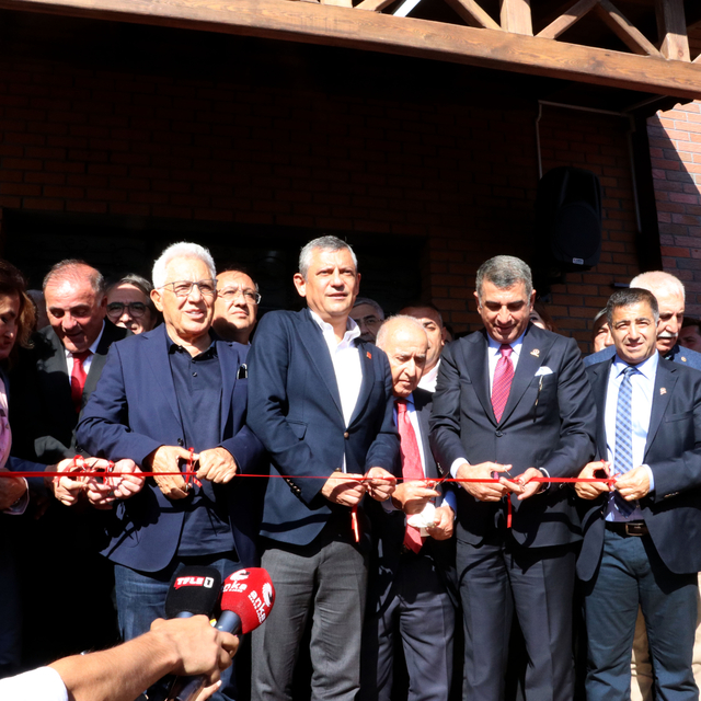 CHP Genel Başkanı Özel, Nevşehir'de Bağcılar Gürsel Erol Cemevi açılışında...