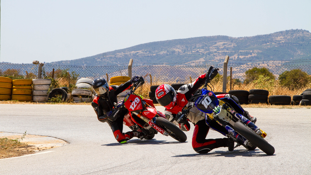 Türkiye Süpermoto Şampiyonası'nın 3. ayağı Uşak'ta başladı