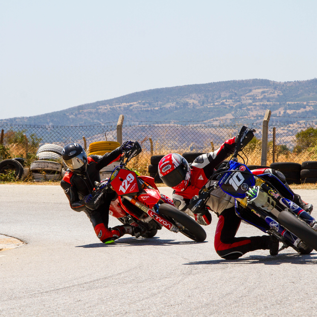 Türkiye Süpermoto Şampiyonası'nın 3. ayağı Uşak'ta başladı